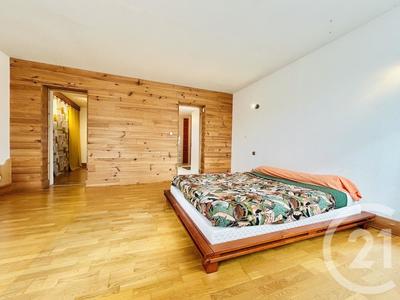 Maison de ville - 208 m² - 7 pièces