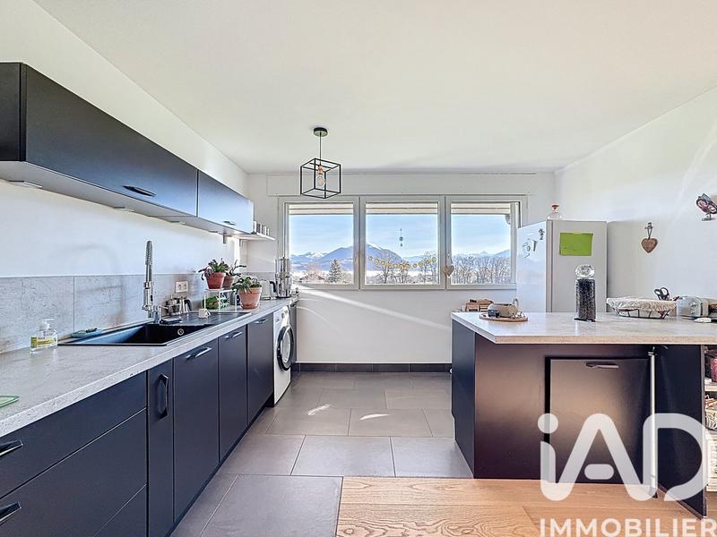 Appartement - 80 m² - 3 pièces