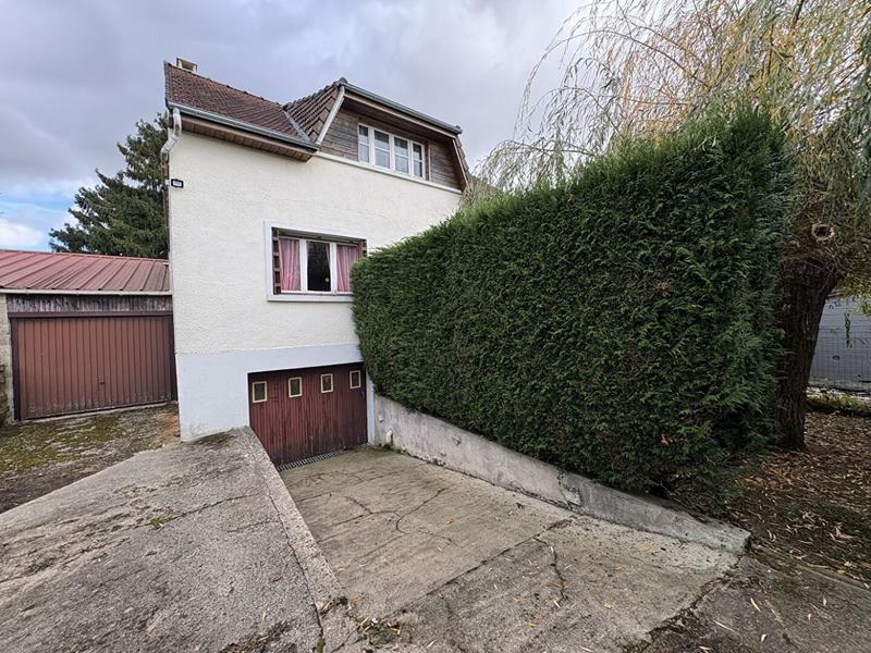 Maison - 103 m² - 5 pièces