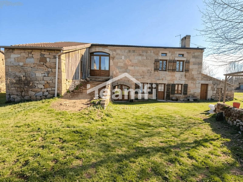 Ferme - 210 m² - 3 pièces