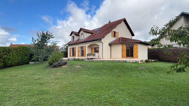 Maison - 172 m² - 6 pièces