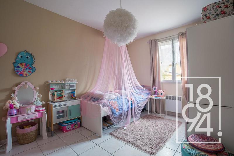 Maison - 101 m² - 5 pièces