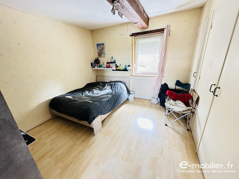 Maison - 299 m² - 12 pièces