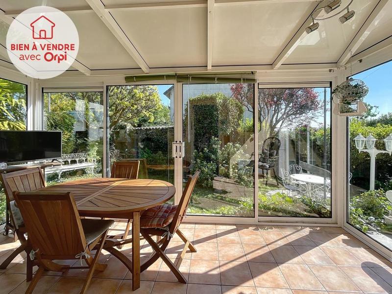 Maison - 102 m² - 4 pièces