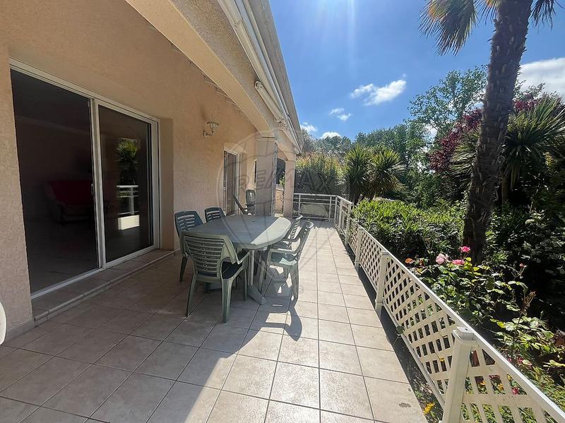 Maison - 167 m² - 7 pièces