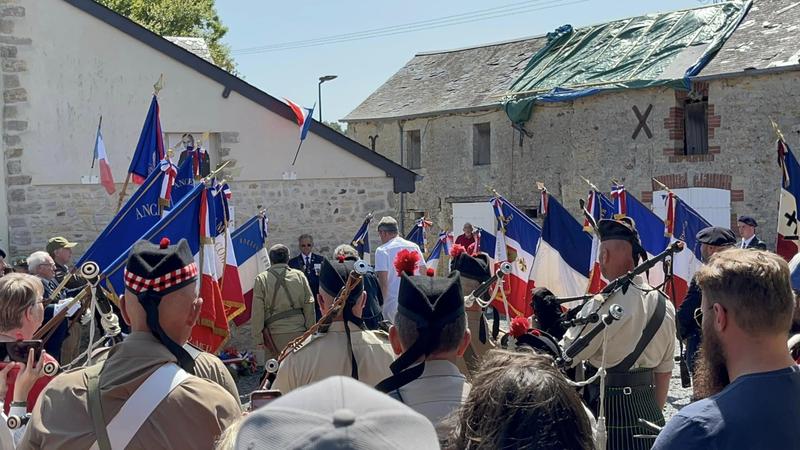 Dépots de gerbes à la plaque de Roger Guattary(i)
