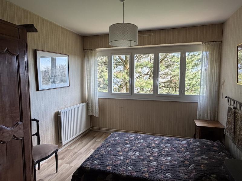 Appartement - 142 m² - 6 pièces