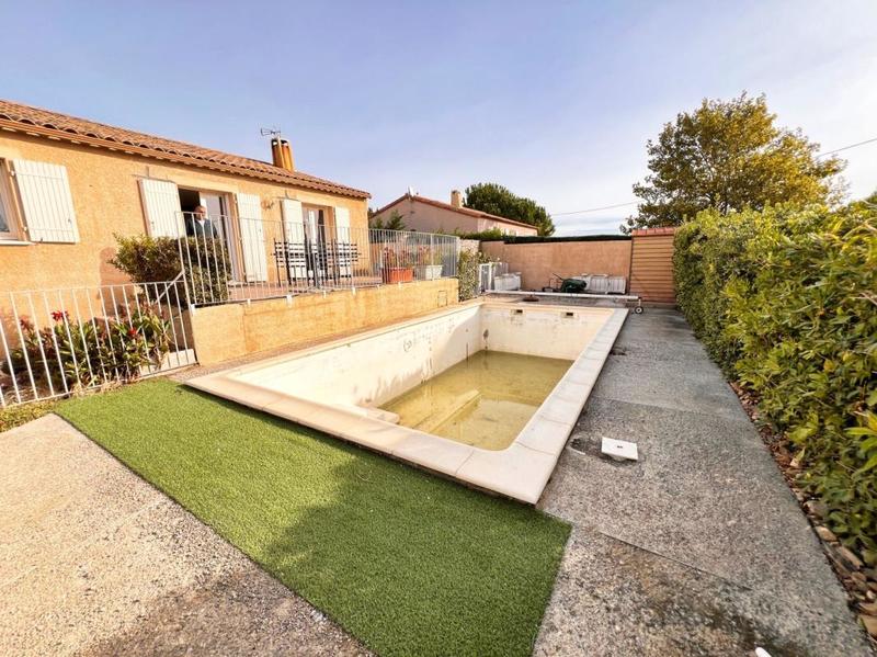 Villa - 100 m² - 5 pièces