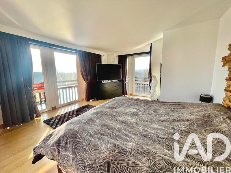 Appartement - 162 m² - 6 pièces