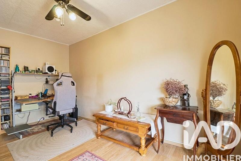 Appartement - 85 m² - 5 pièces