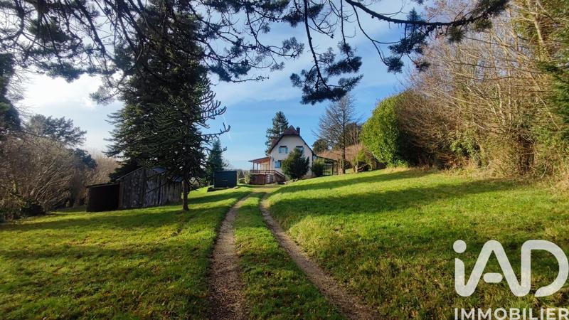 Maison - 170 m² - 8 pièces