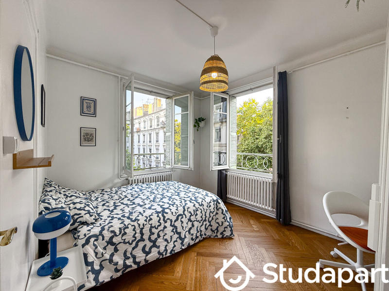 Chambre - 85 m² - 1 pièce