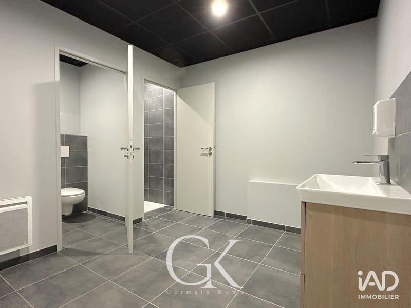 Local commercial - 275 m²