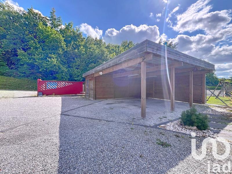 Maison - 169 m² - 8 pièces