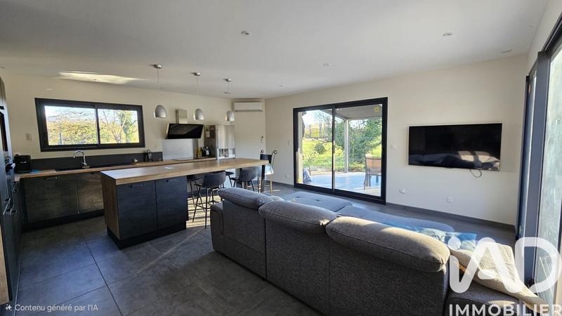 Maison - 113 m² - 6 pièces