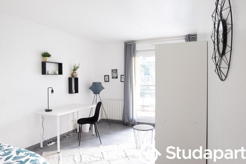 Chambre - 12 m² - 1 pièce