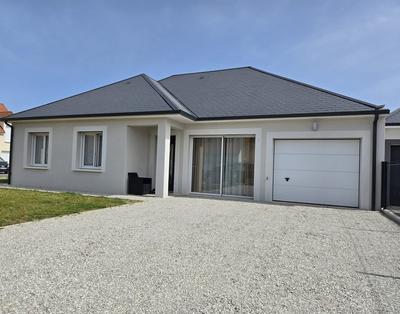 Maison - 95 m² - 7 pièces