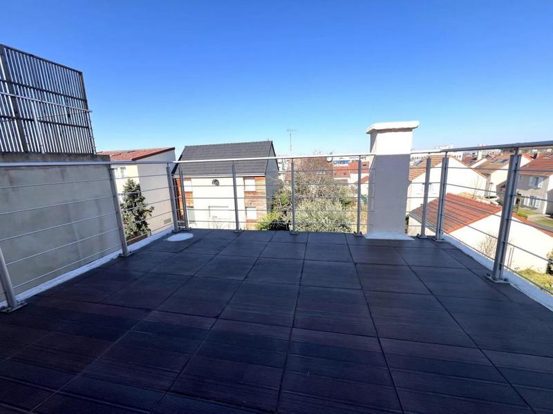 Maison - 106 m² - 6 pièces