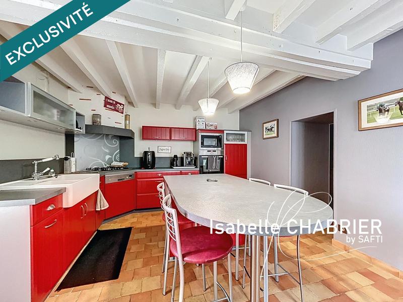 Maison - 172 m² - 8 pièces