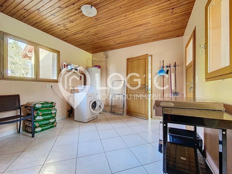 Maison - 202 m² - 7 pièces