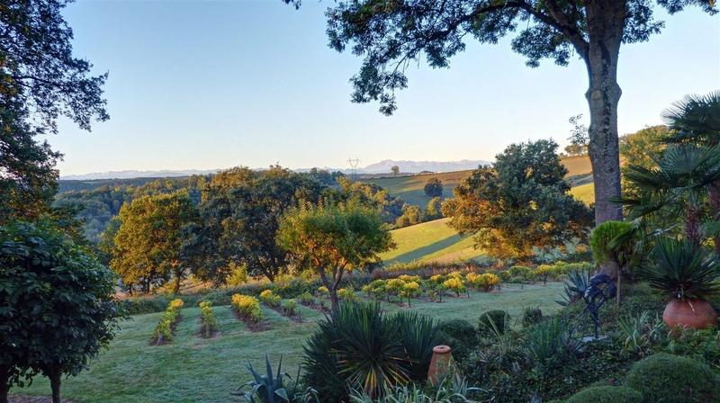 Maison ancienne - 255 m² - 9 pièces