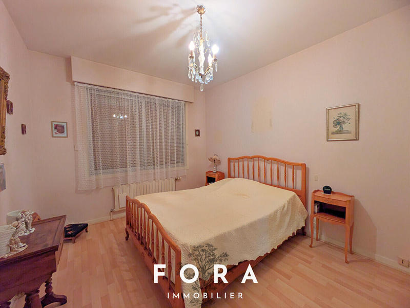 Maison - 190 m² - 6 pièces