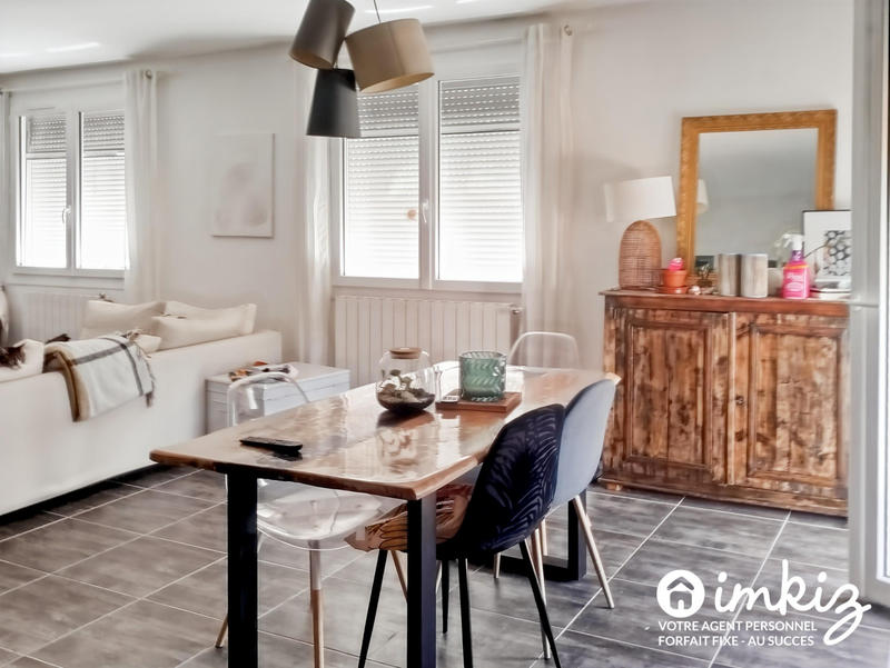 Maison - 93 m² - 4 pièces