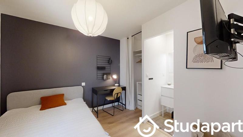 Chambre - 9 m² - 1 pièce