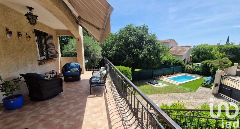 Maison - 196 m² - 9 pièces