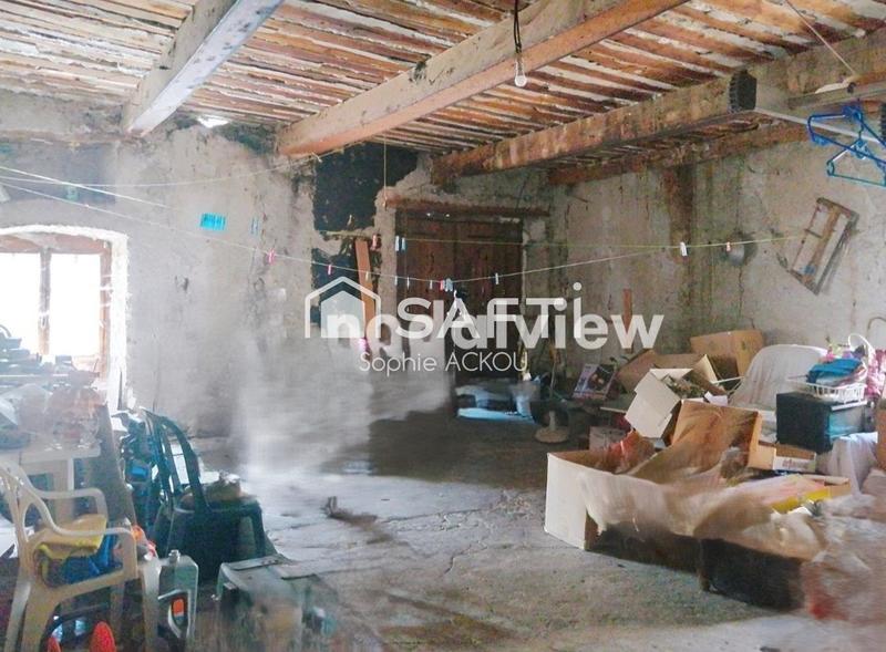 Maison de village - 250 m² - 6 pièces