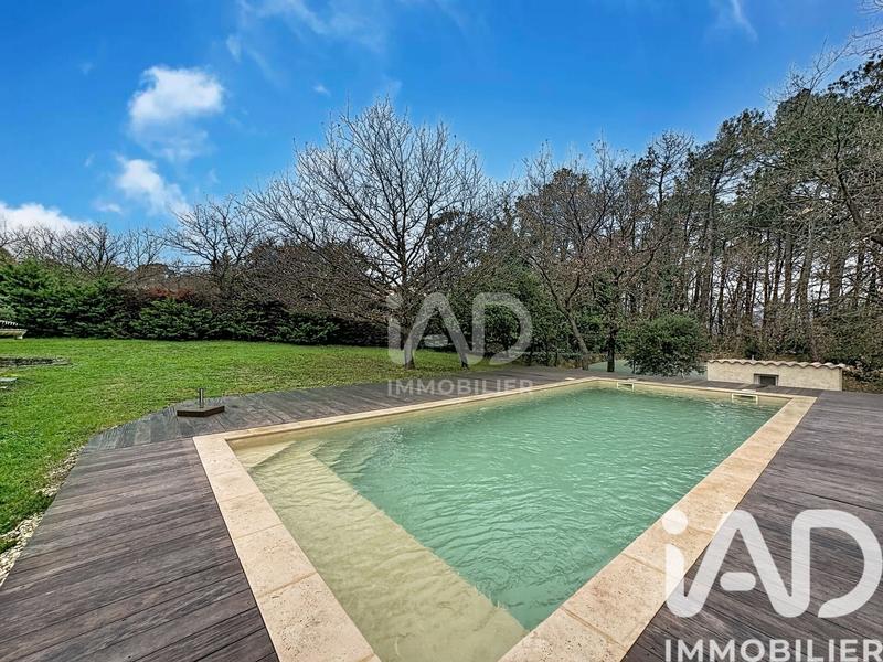 Maison - 140 m² - 7 pièces