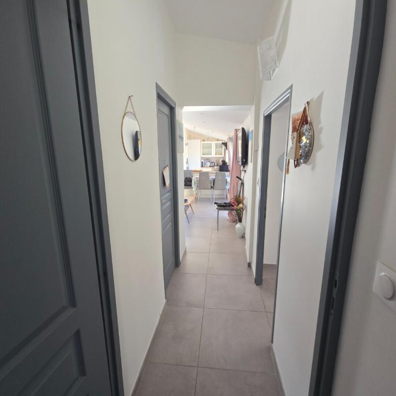 Immeuble - 140 m² - 8 pièces