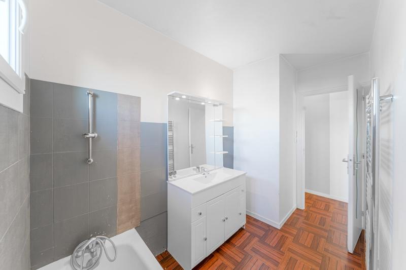 Maison - 115 m² - 6 pièces