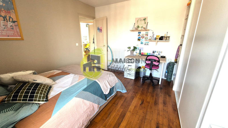 Maison - 162 m² - 7 pièces