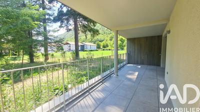 Appartement - 85 m² - 4 pièces