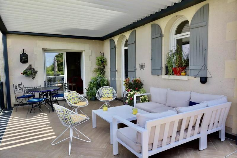 Maison - 274 m² - 6 pièces