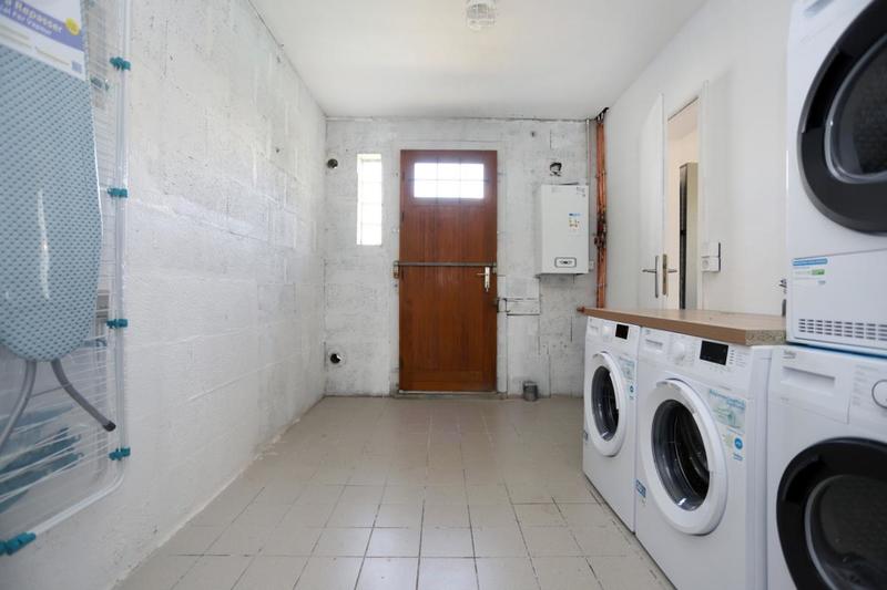 Maison - 126 m² - 8 pièces