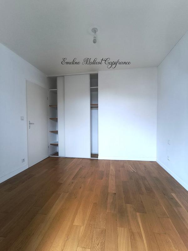 Maison - 96 m² - 5 pièces