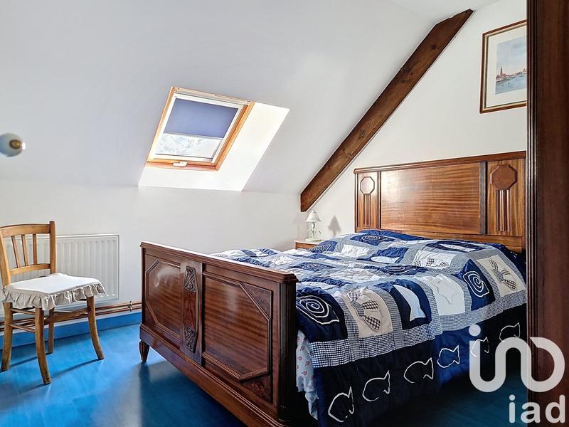 Maison - 214 m² - 7 pièces