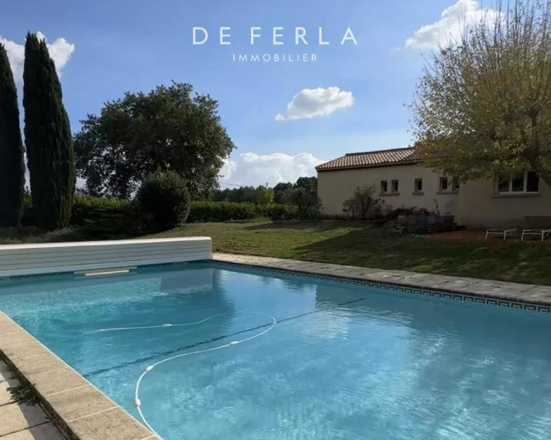 Villa - 162 m² - 6 pièces