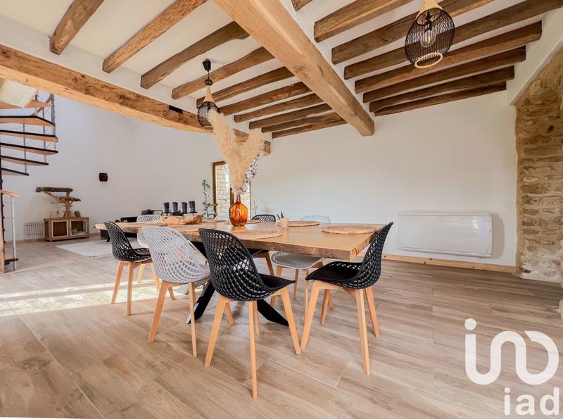 Maison - 180 m² - 6 pièces