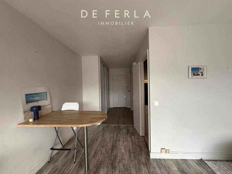 Studio - 32 m² - 1 pièce