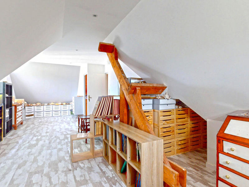 Viager - Maison - 170 m² - 8 pièces