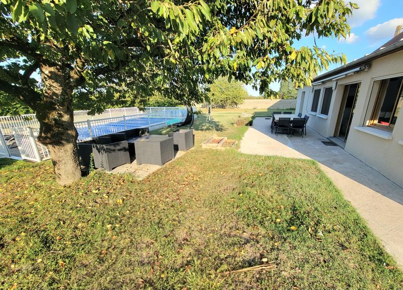 Demeure - 196 m² - 8 pièces