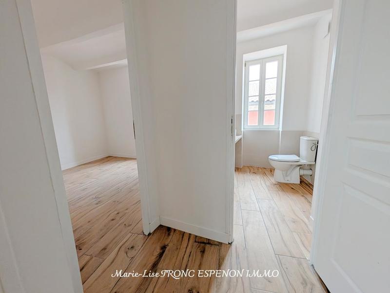 Immeuble - 115 m² - 7 pièces