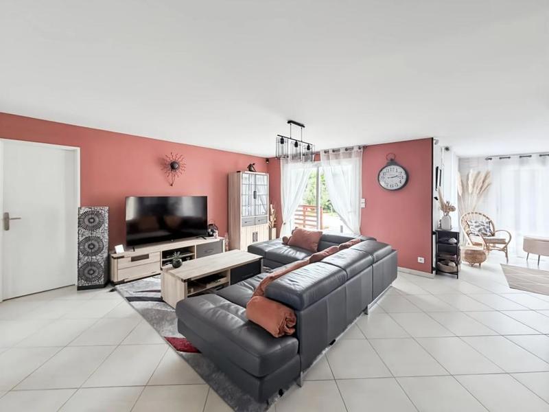 Maison - 123 m² - 6 pièces