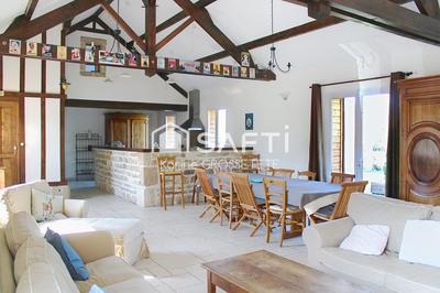 Maison - 170 m² - 5 pièces