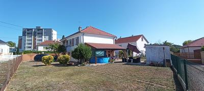 Maison - 85 m² - 4 pièces