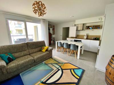 Appartement - 64 m² - 3 pièces