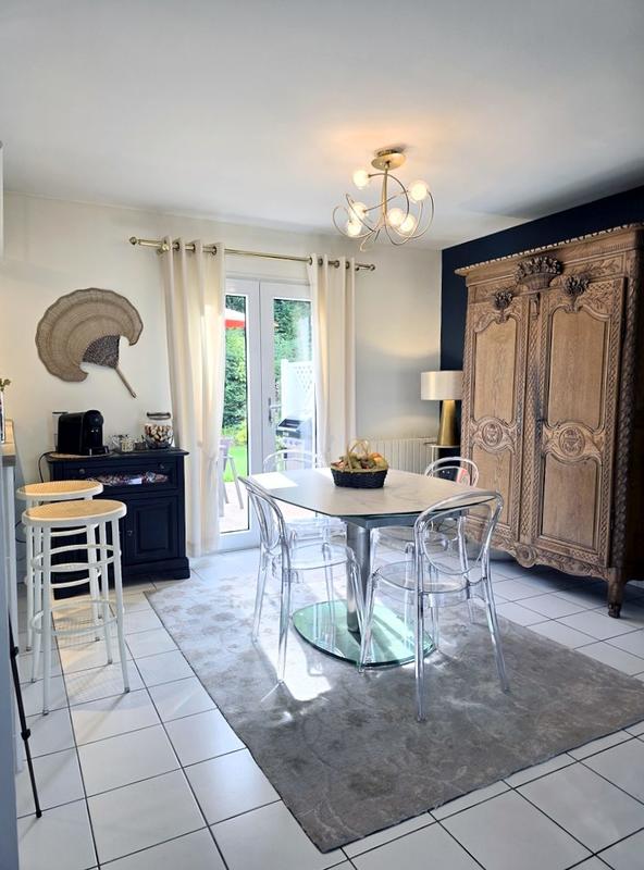 Maison - 103 m² - 5 pièces